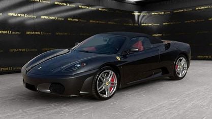 Usata Ferrari F430 489 CV (359 kW) 2007 Grigio silverstone Cabrio