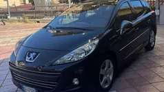Nero Usata 2009 Peugeot 207 Station wagon | 2999 € (Buon prezzo)