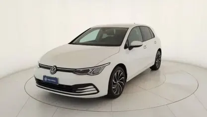 Usata VW Golf VIII Life 110 CV (80 kW) 2023 Bianco Berlina