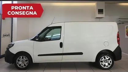 Usata Fiat Doblò 120 CV (88 kW) 2019 Bianco Monovolume