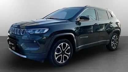 Usata Jeep Compass Limited 131 CV (96 kW) 2021 Verde met verde met SUV