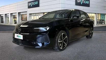 Nero Usata 2024 Opel Astra Edition Tre volumi | 24.950 € (Super prezzo)