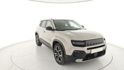 Occasion Jeep Avenger Summit 101 PK (74 kW) 2025 Beige SUV