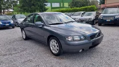 Usata 2004 Volvo S60 Momentum Tre volumi | 4500 € (Buon prezzo)
