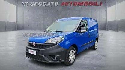 Usata Fiat Doblò 95 CV (69 kW) 2018 Blu Monovolume