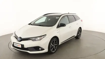 Usata Toyota Auris Touring Sports Edition 136 CV (100 kW) 2017 Bianco Station wagon