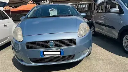 Usata Fiat Grande Punto 65 CV (47 kW) 2010 Blu Utilitaria