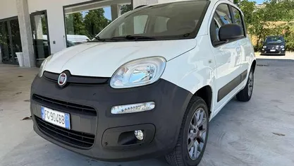 Beige Usata 2016 Fiat Panda 4x4 S Due volumi | 10.490 € (Buon prezzo)