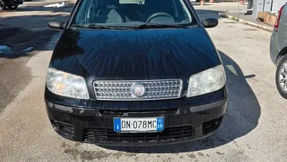 Usata Fiat Punto Classica 60 CV (44 kW) 2008 Nero Utilitaria