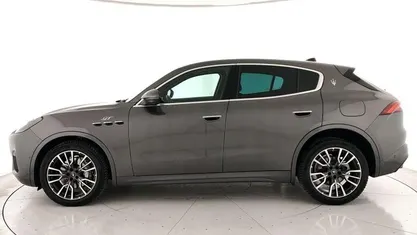 Usata 2025 Maserati Grecale GT SUV | 64.200 € (Buon prezzo)