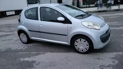 Usata Citroën C1 68 CV (50 kW) 2006 Grigio Utilitaria