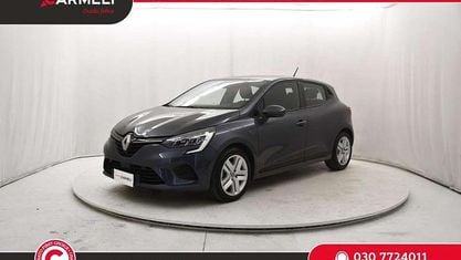 Käytetty Renault Clio V Business 140 HP (102 kW) 2023 Harmaa Sedan