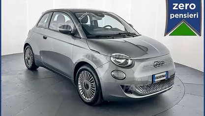 Grigio Usata 2024 Fiat 500e Tre volumi | 16.900 € (Super prezzo)