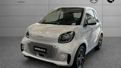 Usata Smart ForTwo Coupé Pulse 60 kW (82 CV) 2023 Argento Utilitaria