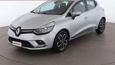 Grigio Usata 2017 Renault Clio IV Zen Due volumi | 9199 € (Buon prezzo)
