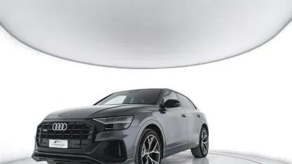 Usata Audi Q8 Sport 286 CV (210 kW) 2020 Grigio SUV
