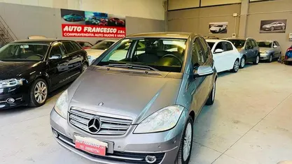 Usata Mercedes A180 Avantgarde 109 CV (80 kW) 2011 Berlina