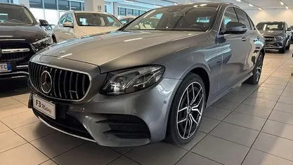 Usata Mercedes E300 Premium Plus 306 CV (225 kW) 2019 Berlina