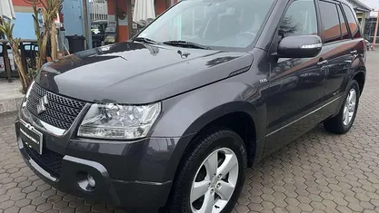 Grigio Usata 2009 Suzuki Grand Vitara SUV | 9500 € (Ottimo prezzo)