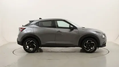 Usata Nissan Juke N-Connecta 114 CV (83 kW) 2023 Grigiogrigio SUV