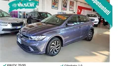 Grigio Usata 2023 VW Polo Tre volumi | 16.900 € (Buon prezzo)