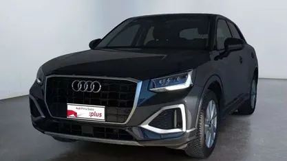 Grigio Usata 2022 Audi Q2 Business SUV | 22.900 € (Buon prezzo)