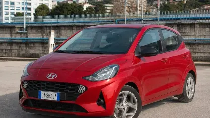 Usata Hyundai i10 Prime 67 CV (49 kW) 2020 Rosso Utilitaria