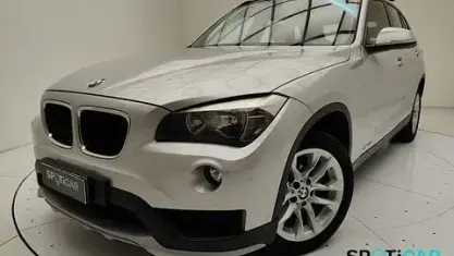 Käytetty BMW X1 xLine 143 HP (105 kW) 2014 Hopea Katumaasturi