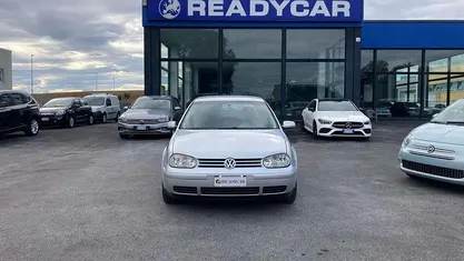 Usata 2003 VW Golf Comfortline Berlina | 2900 € (Buon prezzo)
