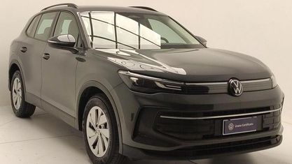 Gebraucht VW Tiguan Life 150 PS (110 kW) 2024 Grau SUV