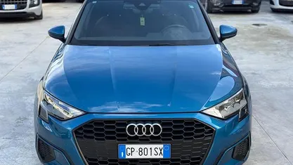 Usata Audi A3 150 CV (110 kW) 2023 Blu Berlina