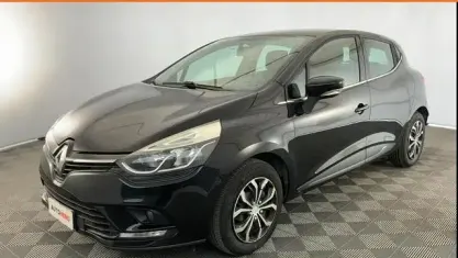 Usata Renault Clio Zen 90 CV (66 kW) 2017 Nero Utilitaria
