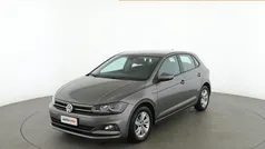 Grigio Usata 2017 VW Polo Comfortline Tre volumi | 13.099 € (Buon prezzo)