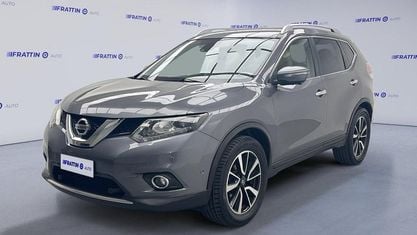 Usata Nissan X-Trail Tekna 131 CV (96 kW) 2015 Grigio scuro SUV