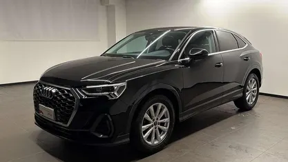 Nero Usata 2022 Audi Q3 Sportback Business SUV | 32.500 € (Super prezzo)