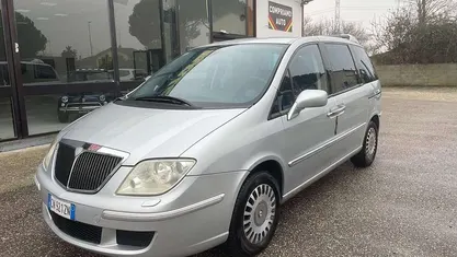 Usata Lancia Phedra 128 CV (94 kW) 2004 Monovolume