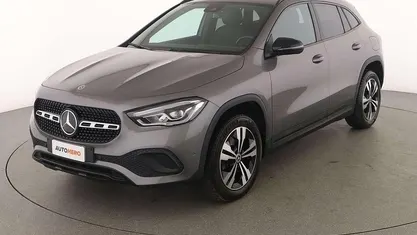 Usata Mercedes GLA200 Progressive 150 CV (110 kW) 2023 Grigio SUV