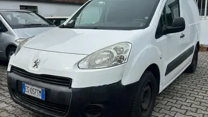 Usata Peugeot Partner 90 CV (66 kW) 2013 Bianco Monovolume