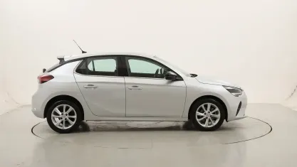 Usata Opel Corsa 101 CV (74 kW) 2023 Argentoargento Utilitaria