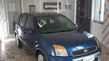 Usata Ford Fusion Titanium 80 CV (58 kW) 2009 Blu Berlina