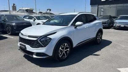 Usata Kia Sportage Style 136 CV (100 kW) 2022 Bianco SUV