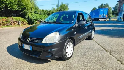 Usata Renault Clio II 58 CV (42 kW) 2009 Nero Berlina