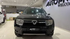 Usata 2012 Dacia Duster Lauréate SUV | 5700 € (Buon prezzo)