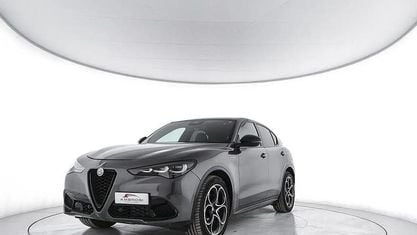 Usado Alfa Romeo Stelvio Veloce 210 CV (154 kW) 2025 Gris SUV