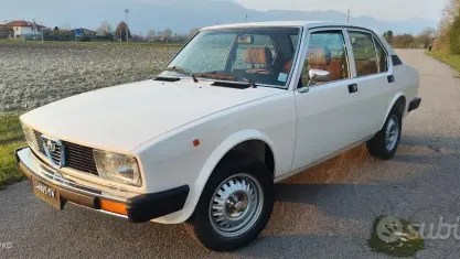 Usata Alfa Romeo Alfetta 122 CV (89 kW) 1970 Bianco Berlina