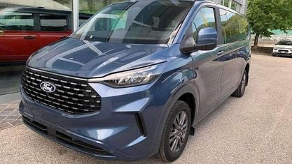 Usata Ford Tourneo Custom Titanium 136 CV (100 kW) 2024 Blu Furgone