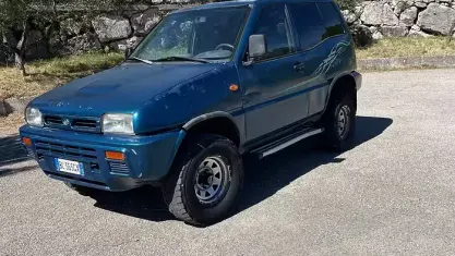 Usata Nissan Terrano 101 CV (74 kW) 1994 Bluazzurro SUV