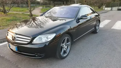 Usata Mercedes CL500 387 CV (284 kW) 2007 Nero Coupé