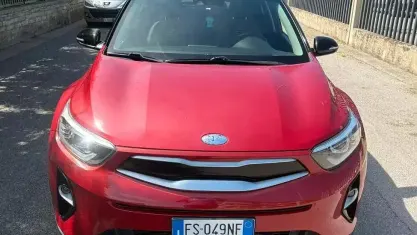 Usata Kia Stonic 120 CV (88 kW) 2019 Marrone SUV