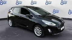 Nero Usata 2018 Ford Fiesta Titanium Due volumi | 6890 € (Ottimo prezzo)